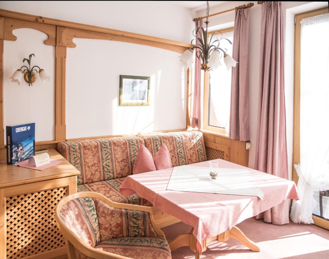 Haus Feichtner Apartment ไรท์อิมวิงเคอ ภายนอก รูปภาพ